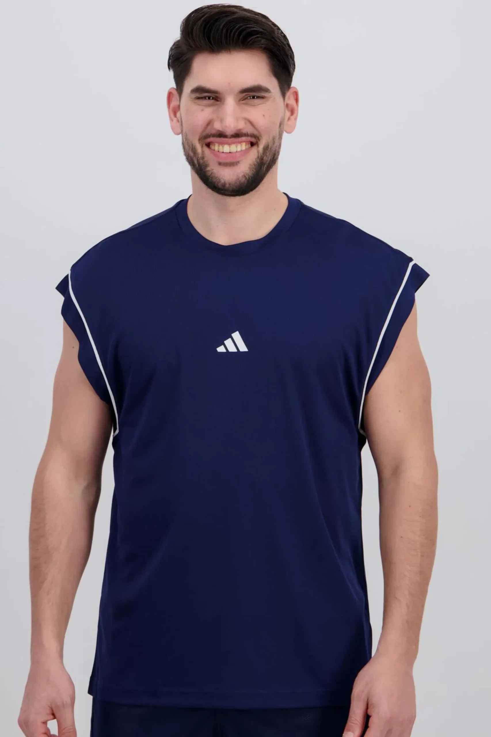 adidas Badge Of port