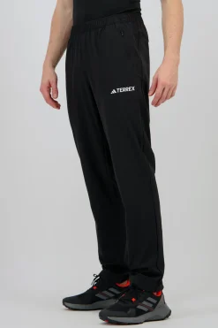 adidas t Eentia Hz