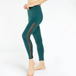 Born Living Yoga Born iving Yoha akra