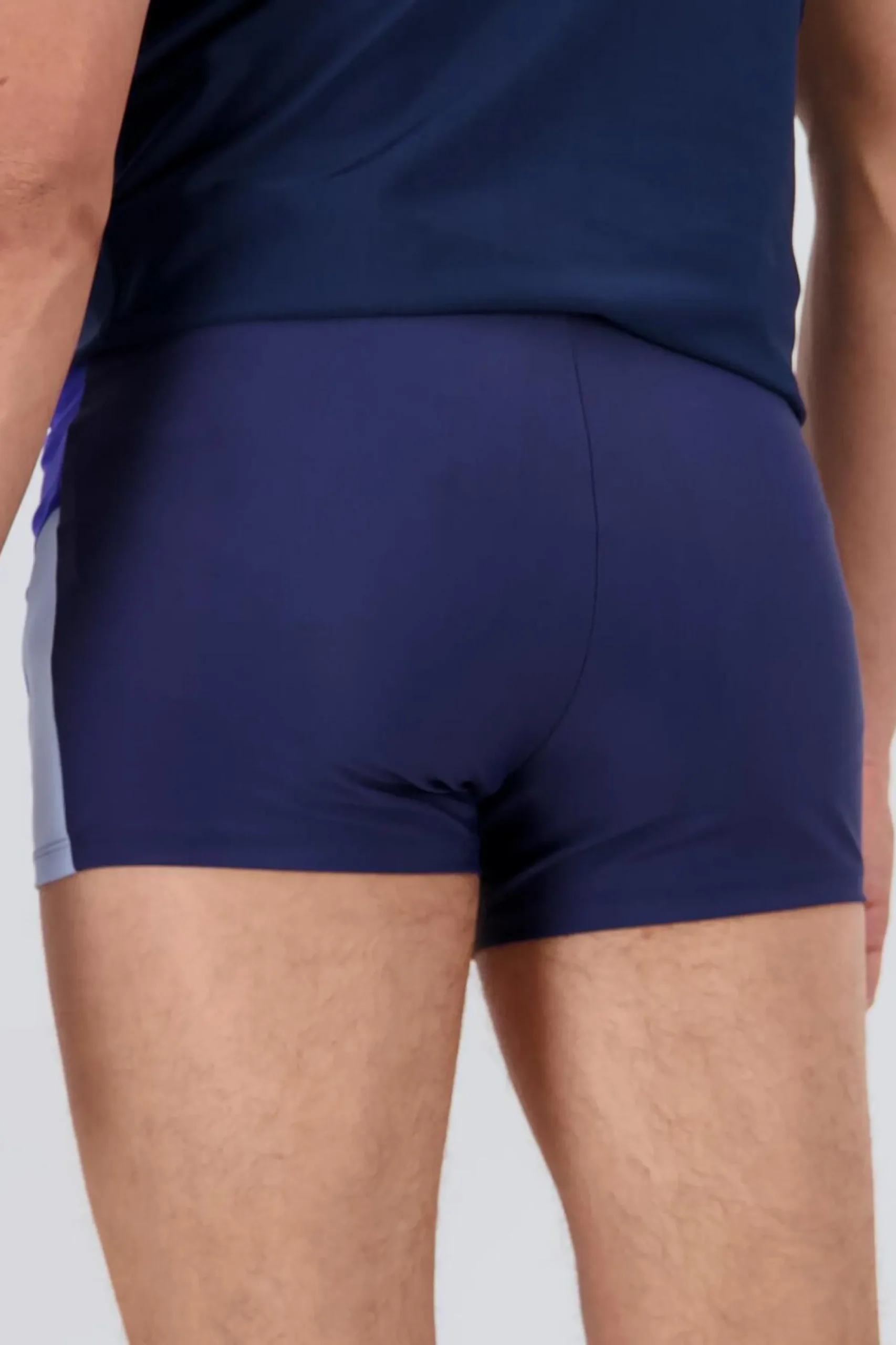 Ankor Boxer Natação