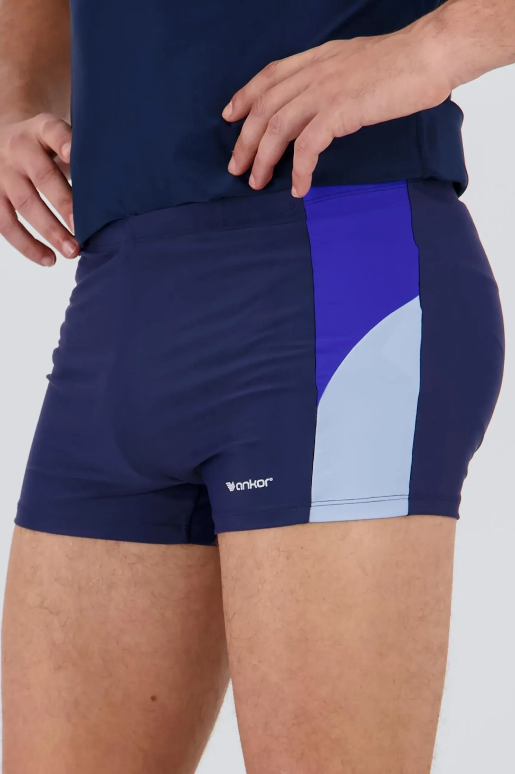 Ankor Boxer Natação
