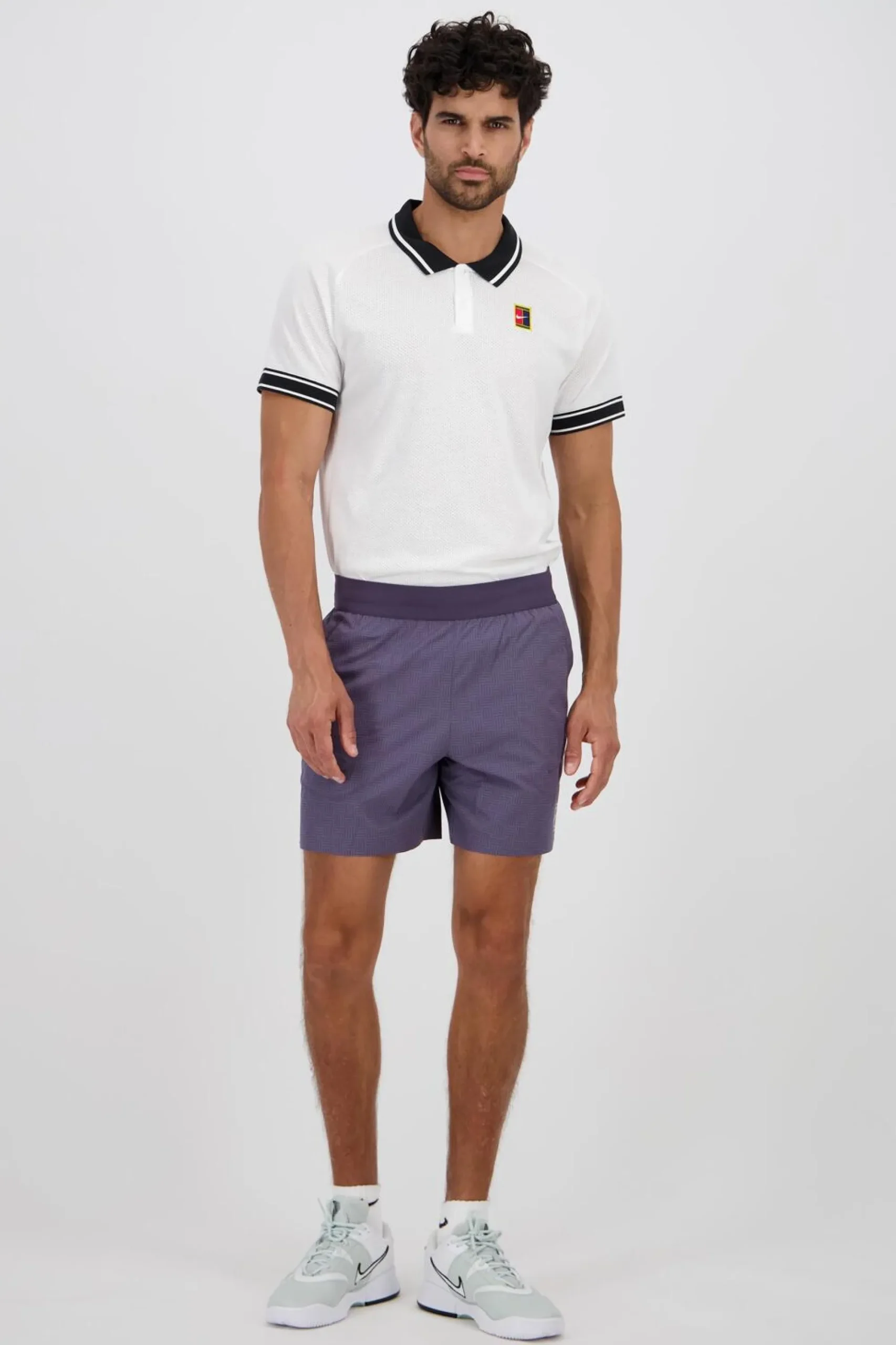 Nike Caçõe
