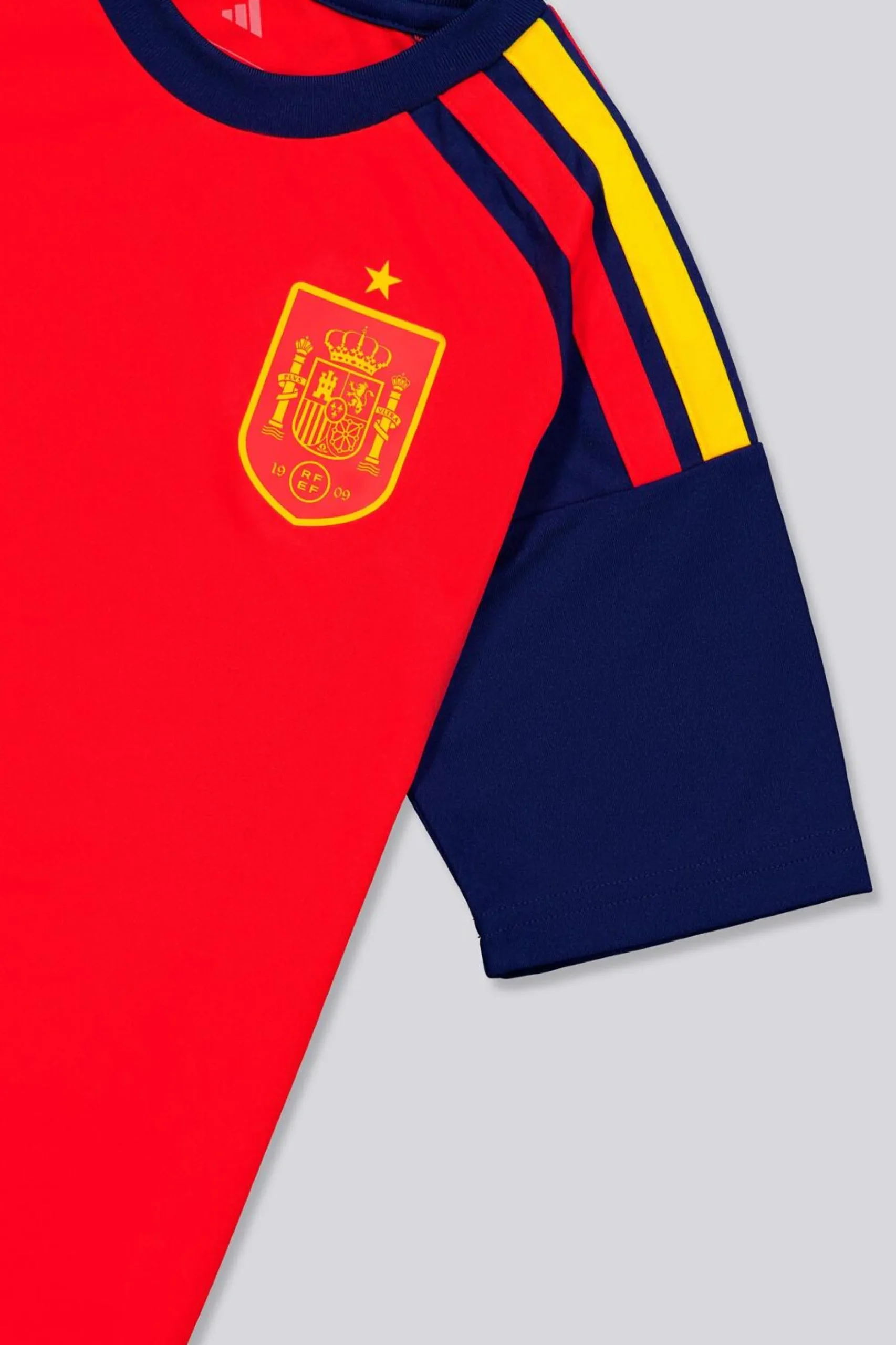 adidas 1ª Camisola Fã Espanha Mundial 2026