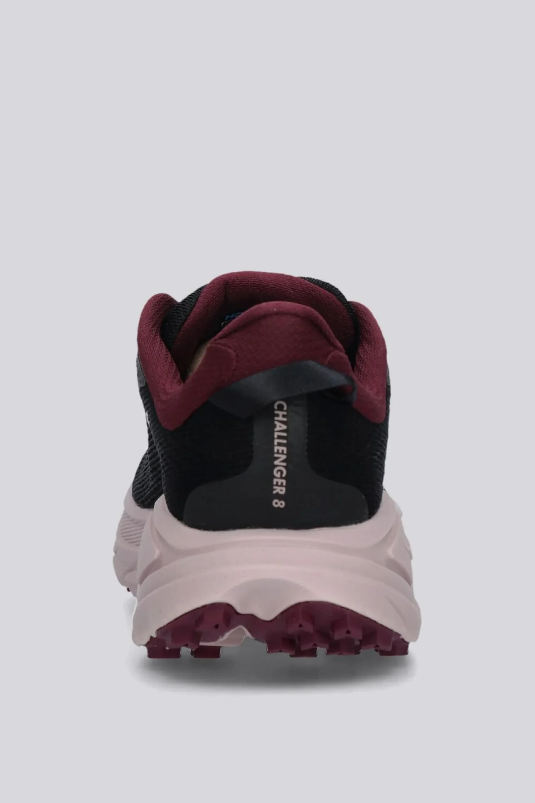 Hoka Challenger 8