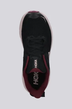 Hoka Challenger 8