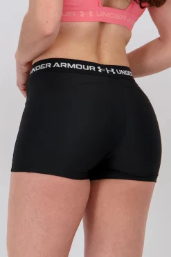 Under Armour egging Curta