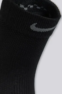 Nike eias Atas Fast