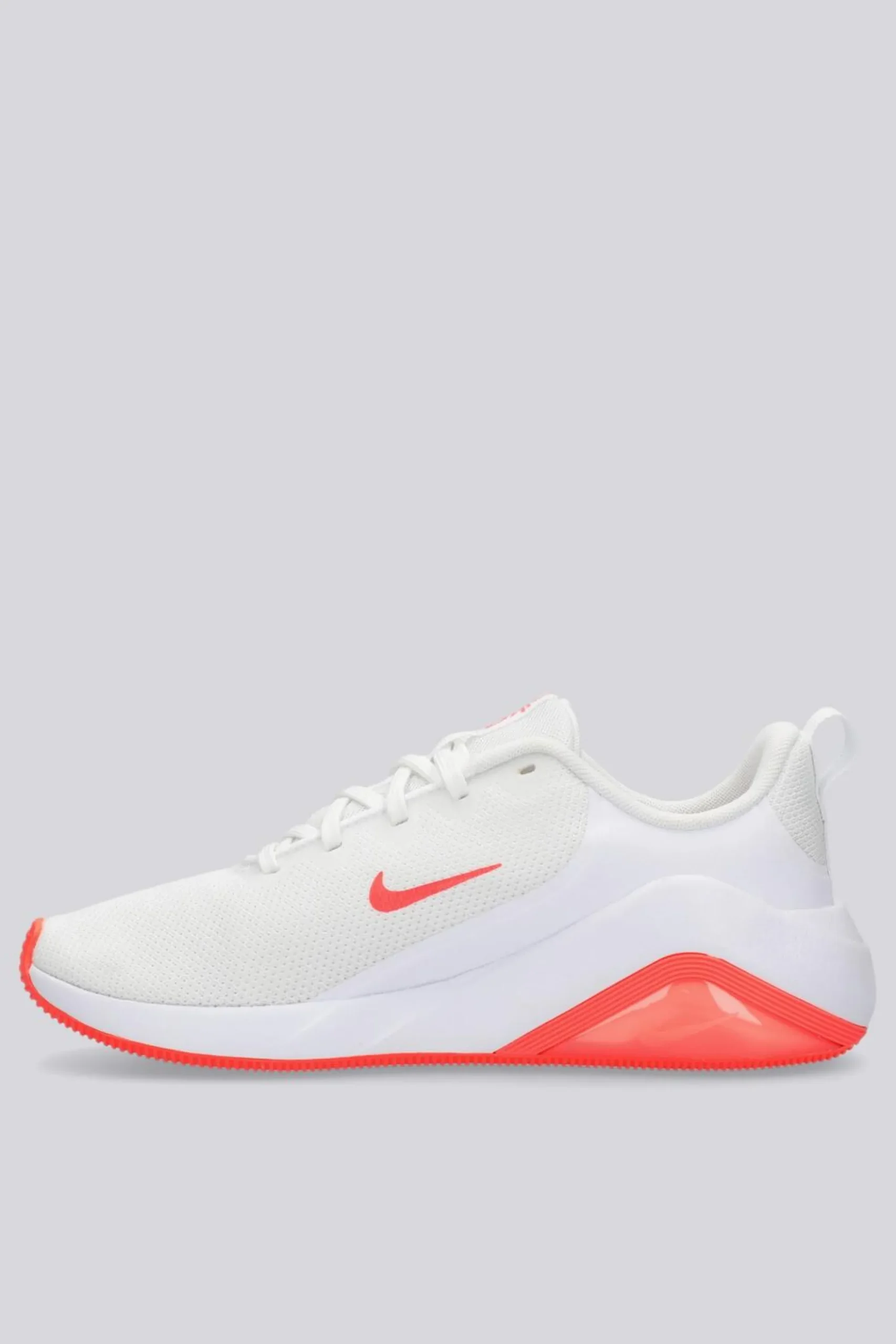 Nike Bella 7
