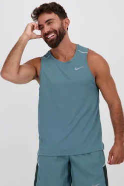 Nike ier