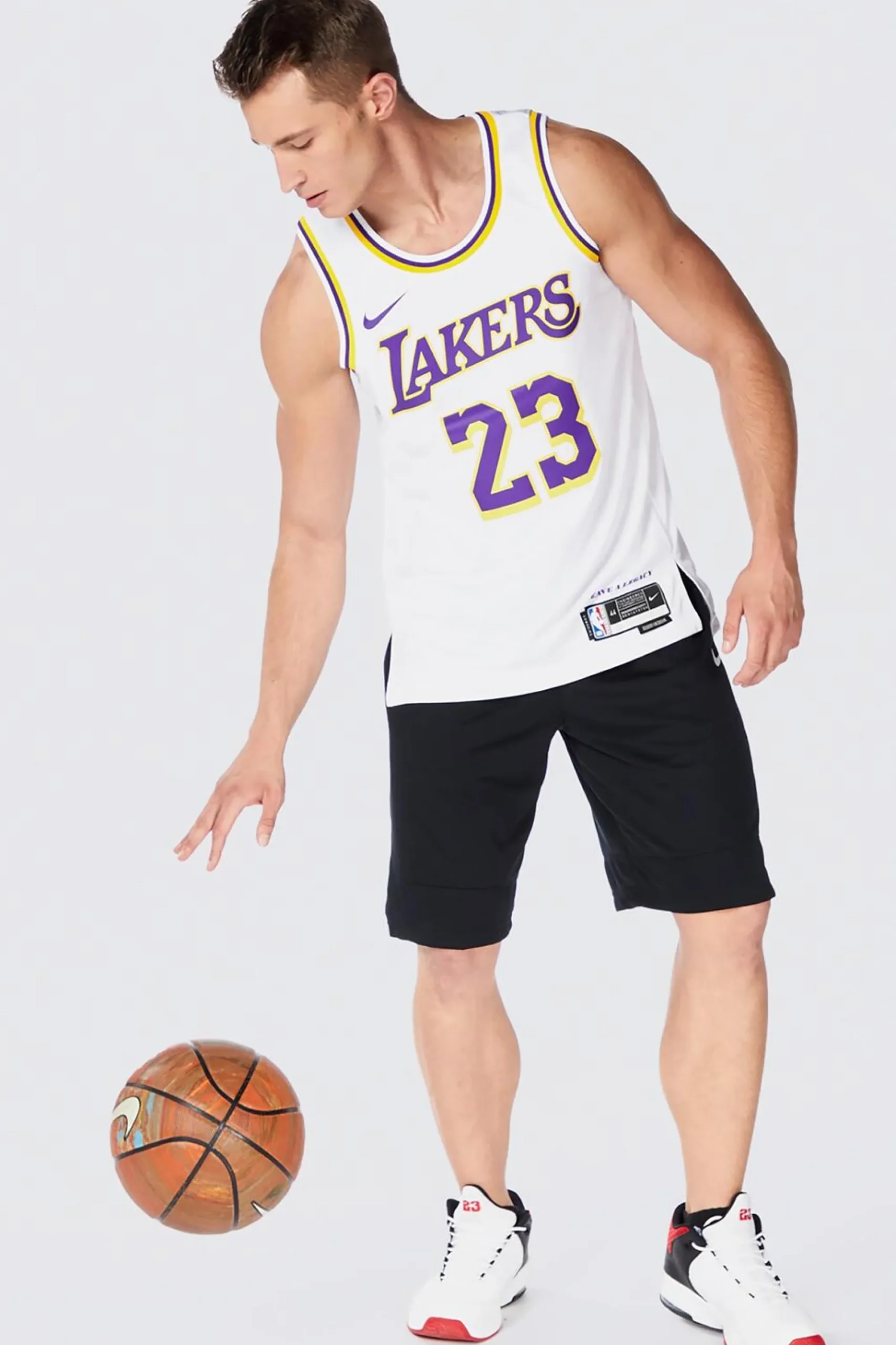 Jordan Nike NBA o Angee aker