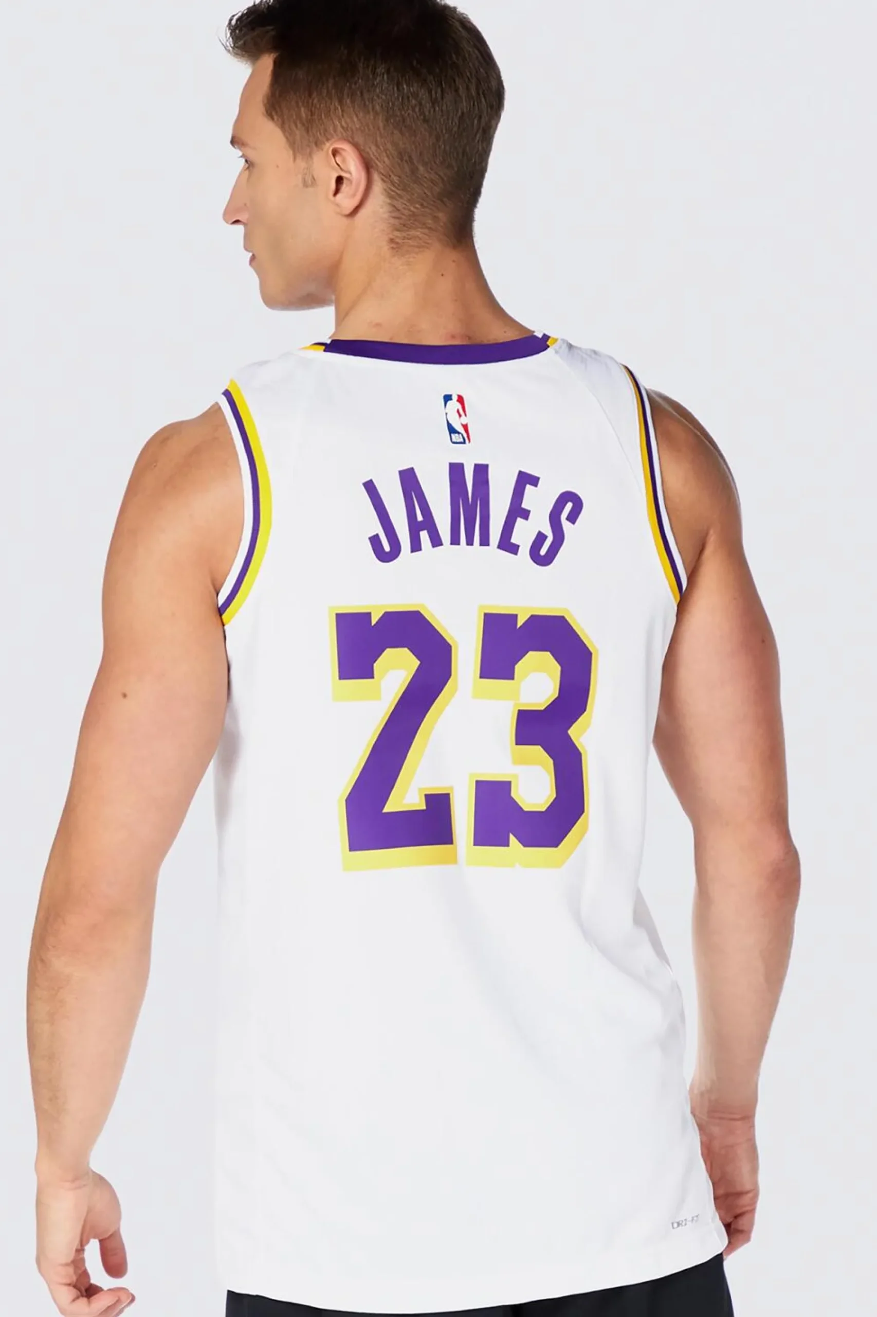 Jordan Nike NBA o Angee aker