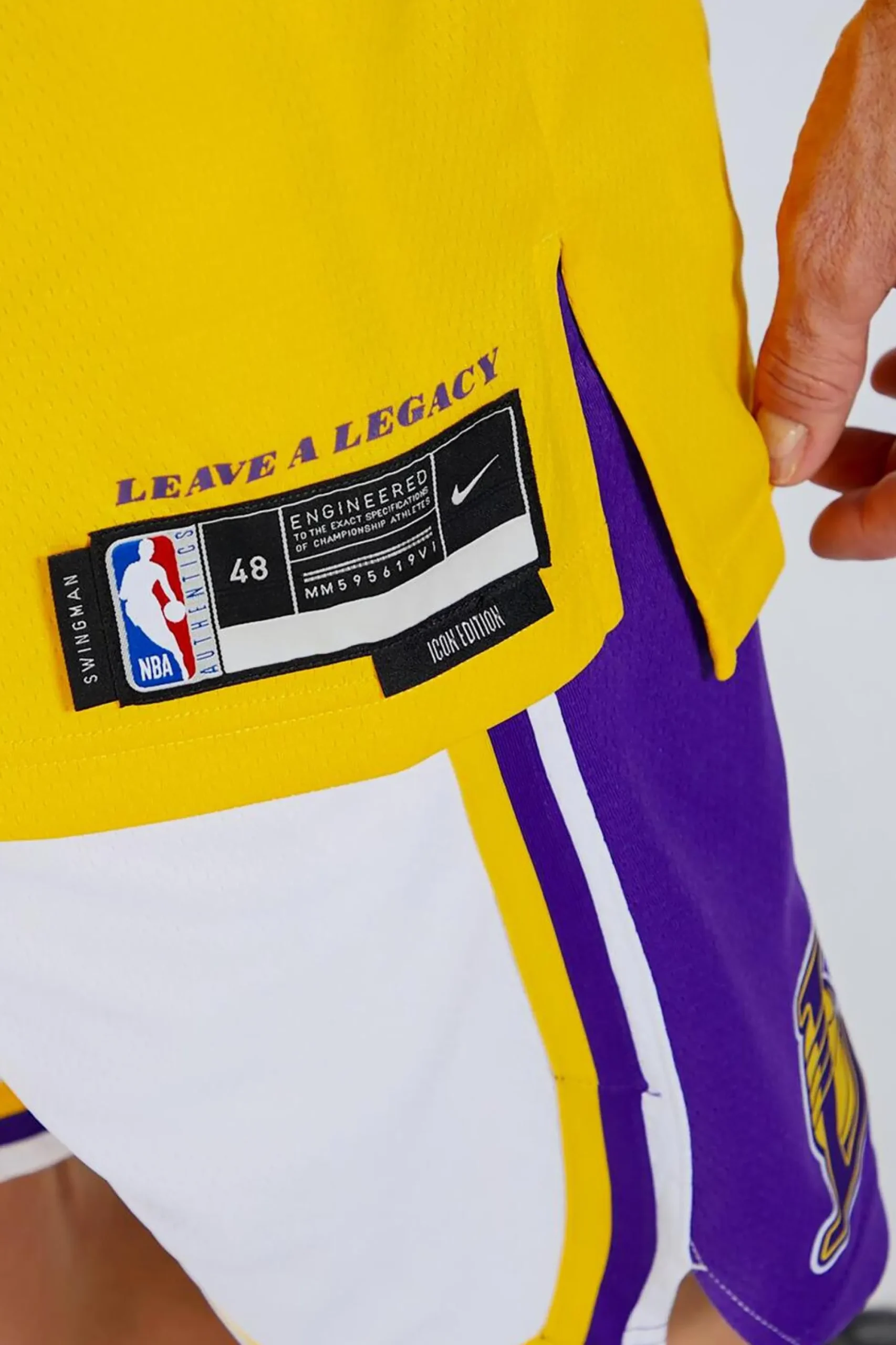 Nike NBA o Angee aker