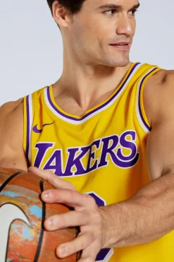 Nike NBA o Angee aker