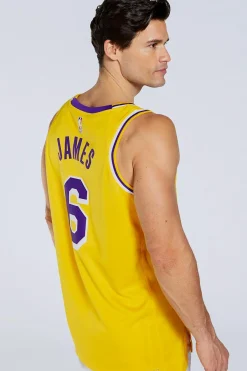Nike NBA o Angee aker