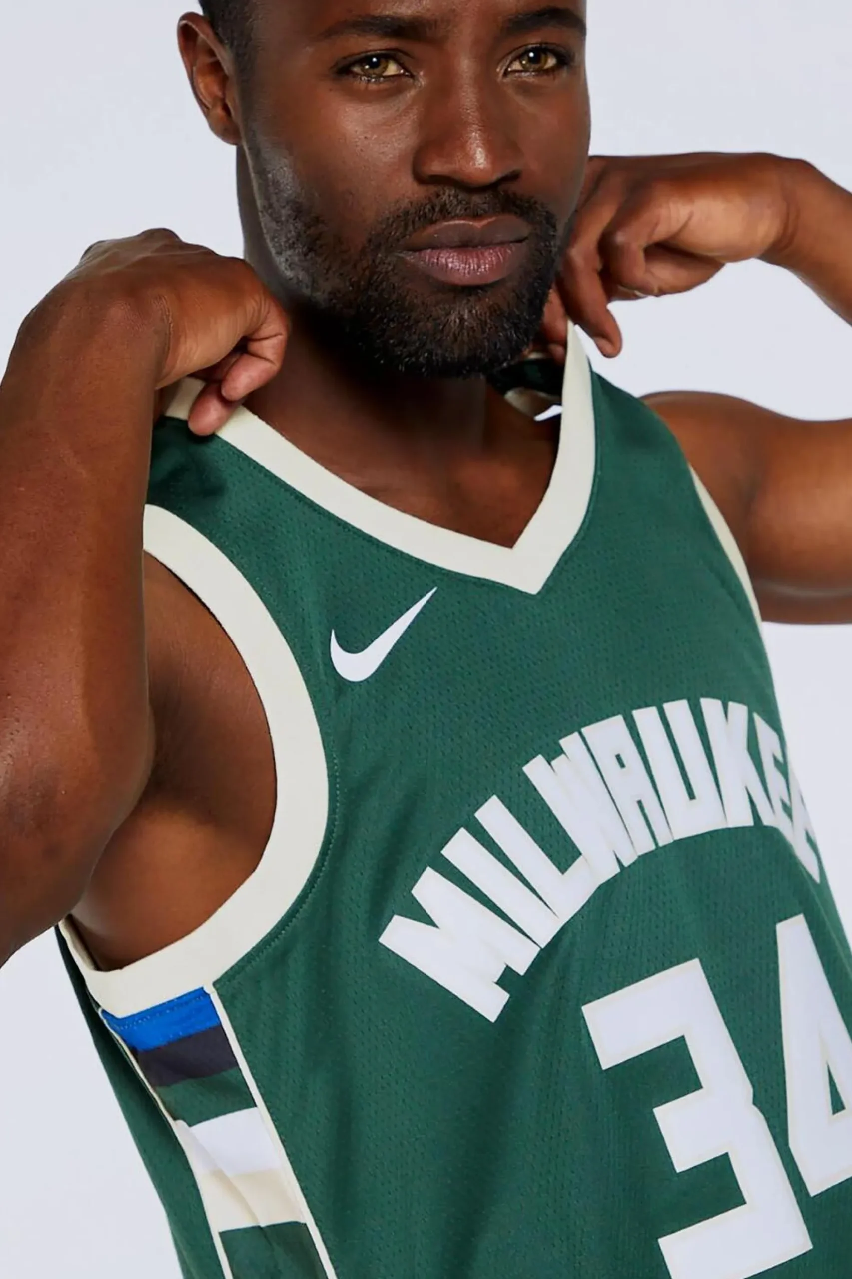 Nike NBA iwaukee Buck