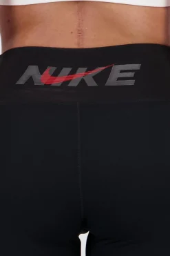 Nike Nk One