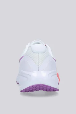 Nike Revolution 8