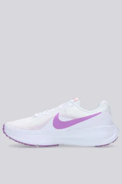 Nike Revolution 8