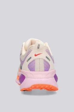 Nike Vomero 18