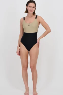 Reebok Bevery