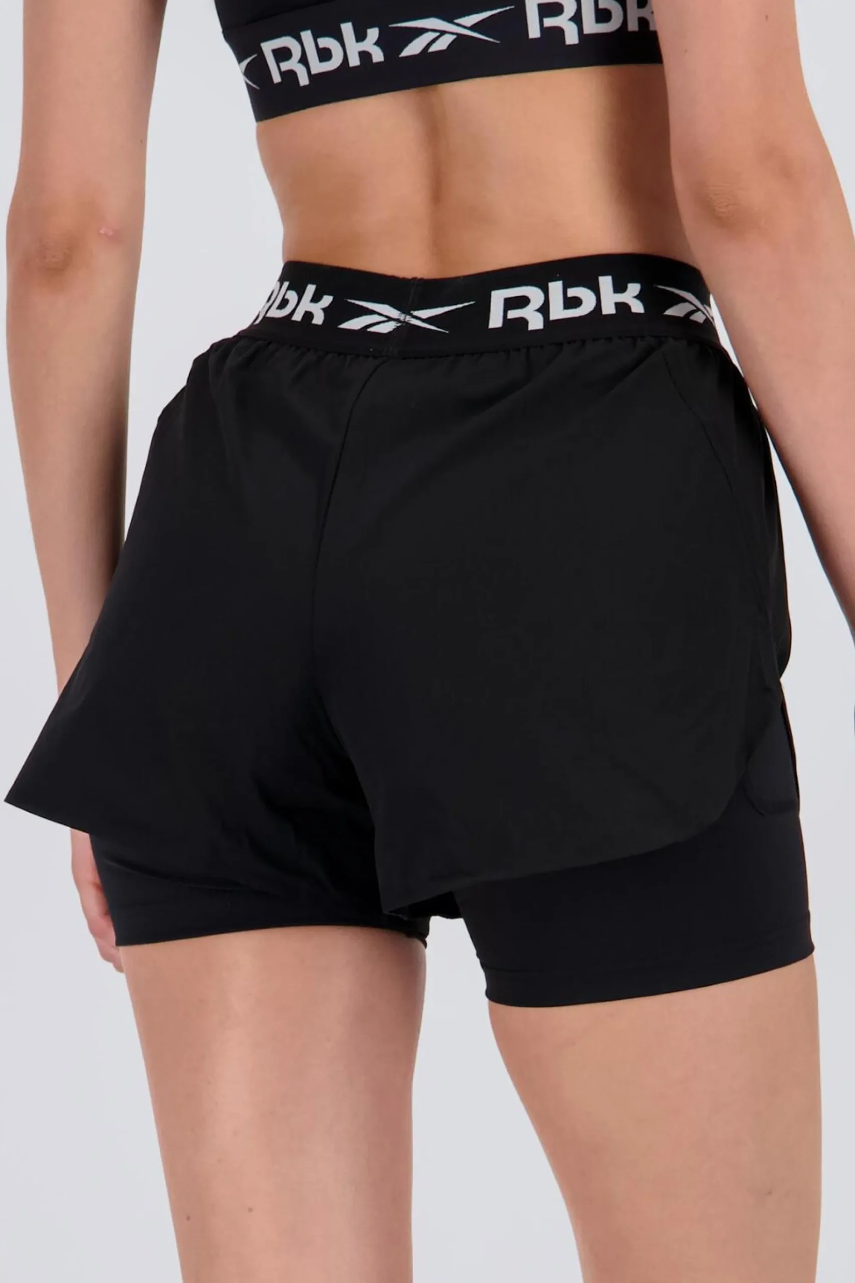 Reebok aribe
