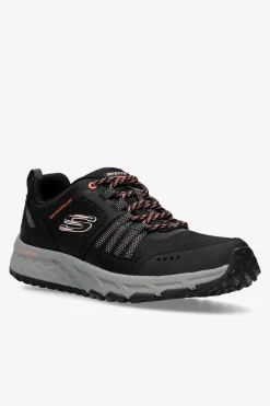 Skechers Escape Plan