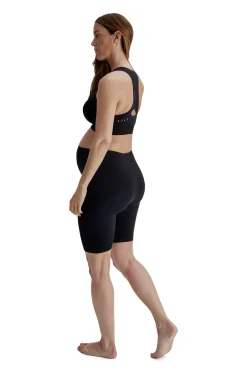 Born Living Yoga outien Kabaa